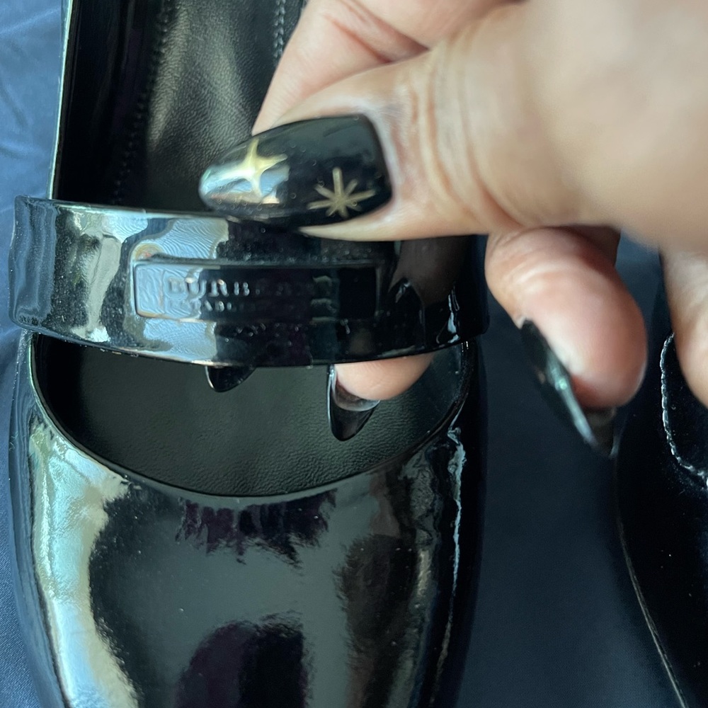 Burberry Black Patent Leather Heel Size 10. Never worn. - Picture 3 of 11